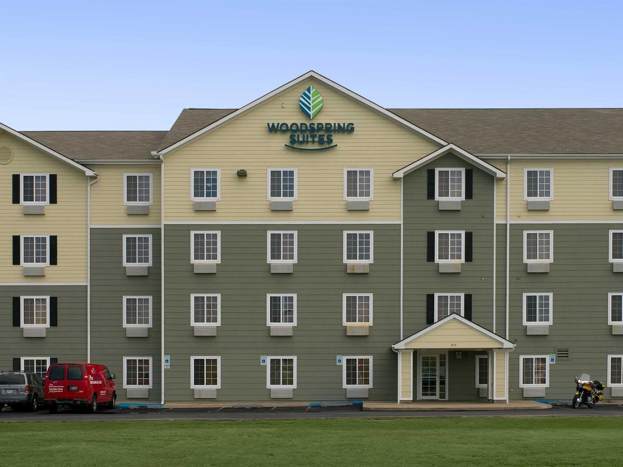 Woodspring Suites Tulsa Extérieur photo