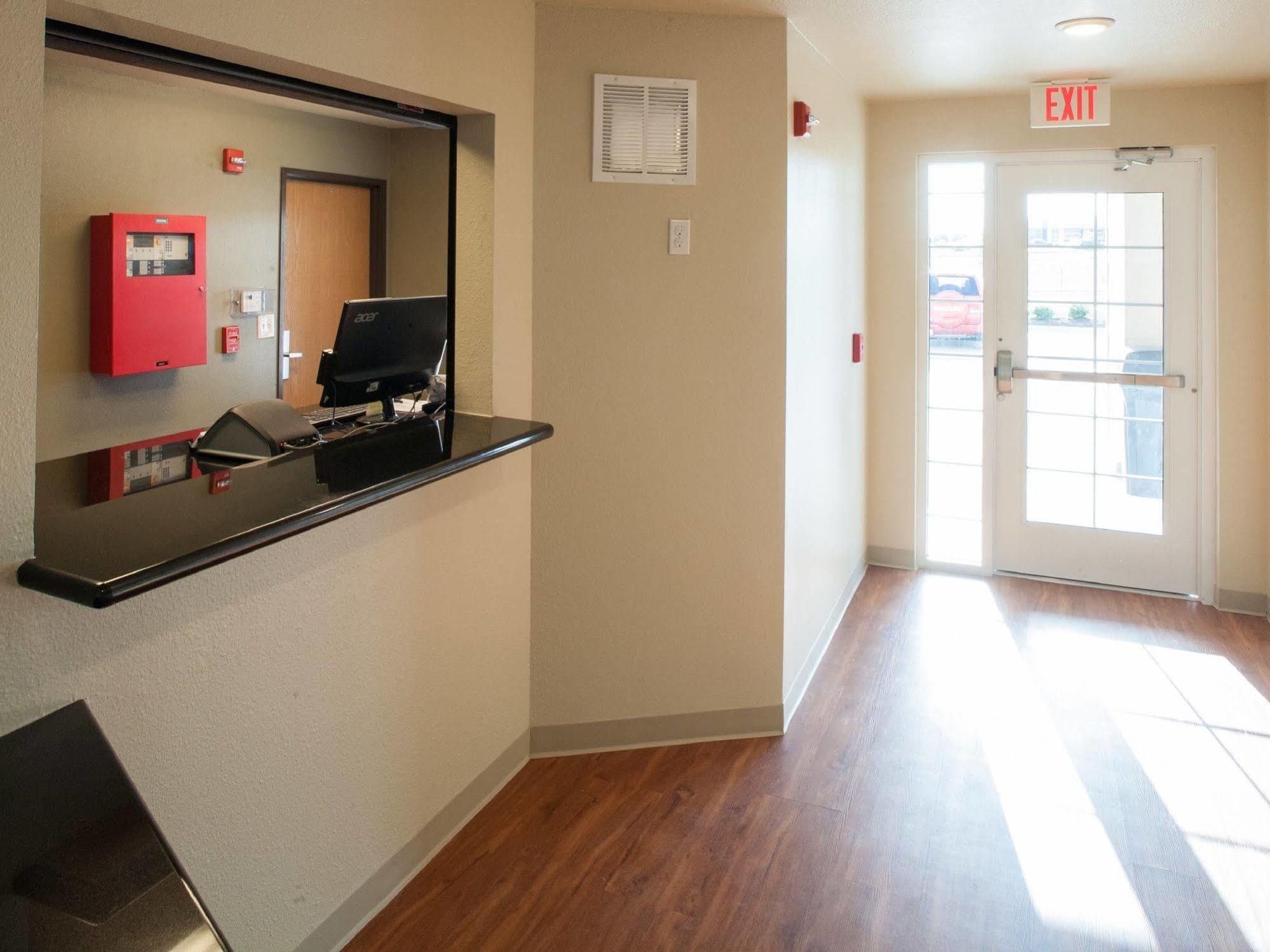 Woodspring Suites Tulsa Extérieur photo